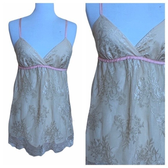 FLORA NIKROOZ Peach Lace Negligee Nightgown - Small - Picture 1 of 8